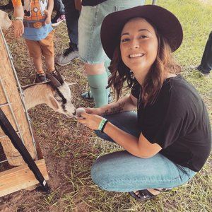 Meet your Posher, Alexa